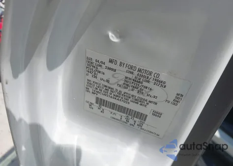 2005 Ford Escape Xlt from USA, damaged, VIN 1FMCU03165KA57025